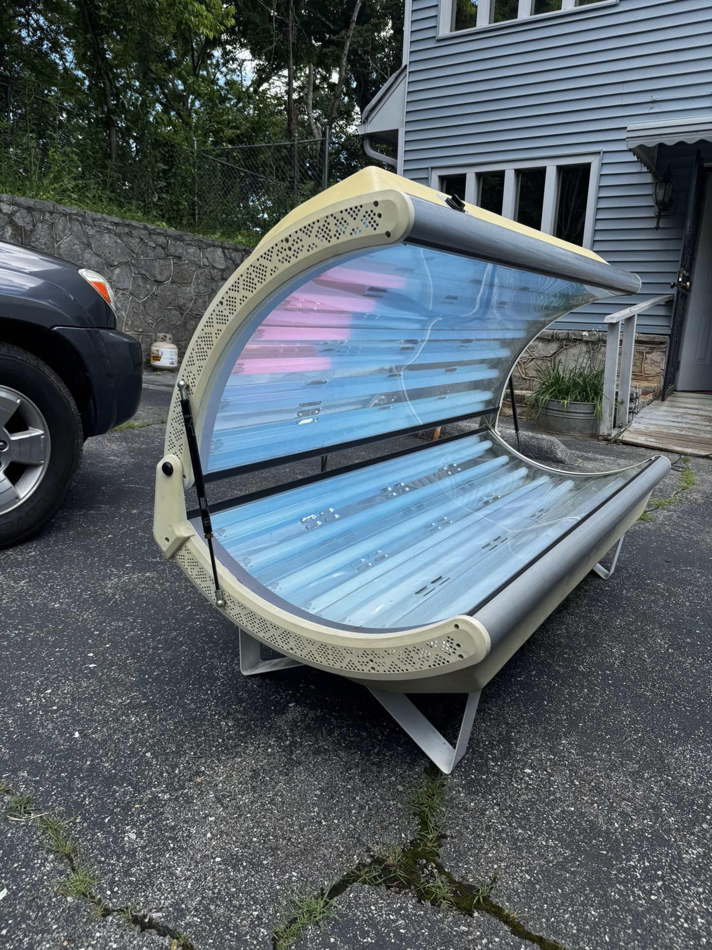 Tanning Bed