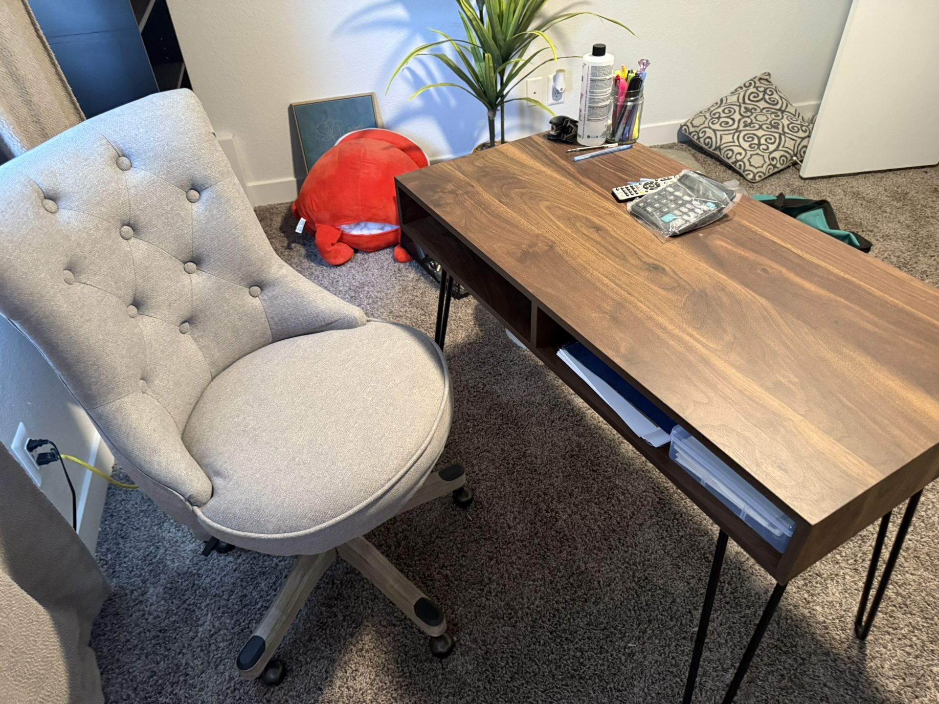 Office Desk And Chair