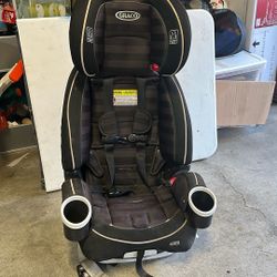 Graco  4ever Car seat 