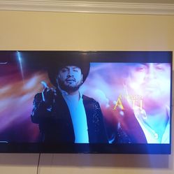 Samsung Smart Led TV With Control 