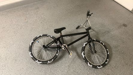 Custom bmx bike
