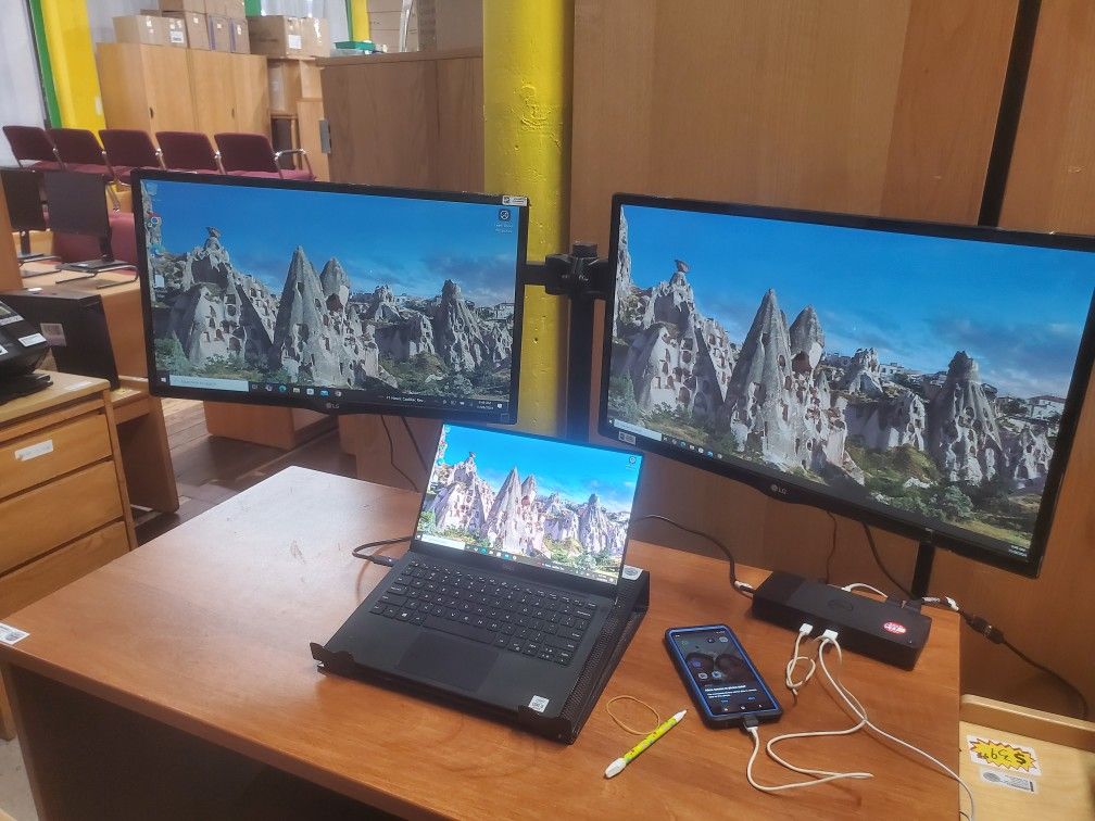 Duo Monitors With DUO STAND And All Cables $100