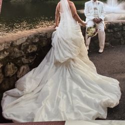 Ivory Precious Memories Wedding Dress