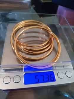 6 Gold Bangle 