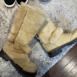 Womens Tan Suede Boots … Read Description