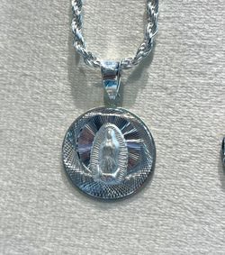 PROTECTION AND FREE ENGRAVING!! Virgin de Guadalupe Sterling Silver Pendant Chain