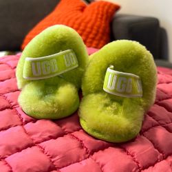 Ugg Yeah Fluff Slides