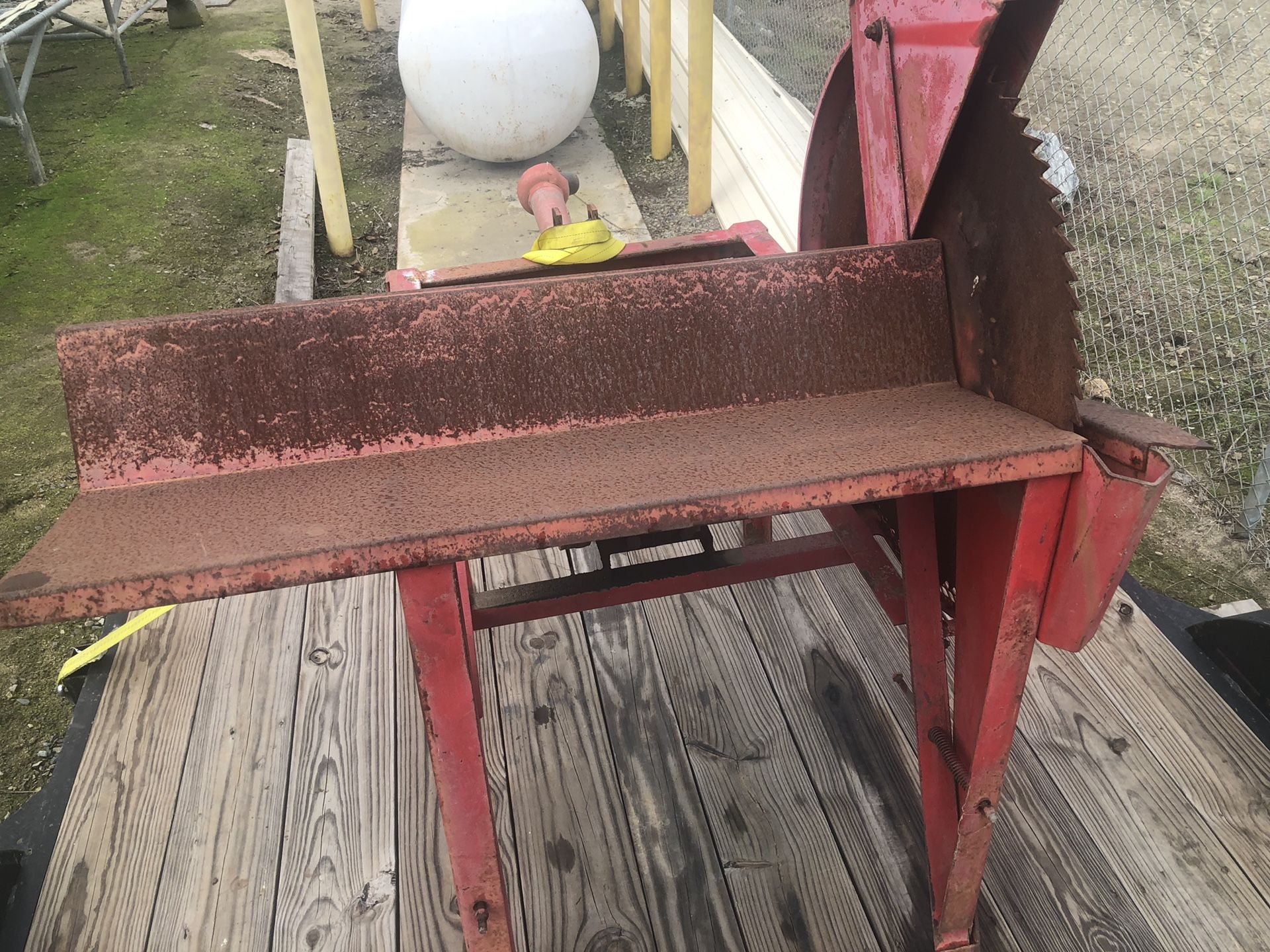 Woodsman PTO operated buzz saw for Sale in Visalia, CA OfferUp