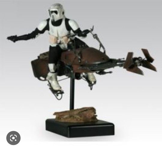 Sideshow Star Wars Scout Trooper With Speeder Bike Premium Format Figure Collectible Statue LE1500 Disney