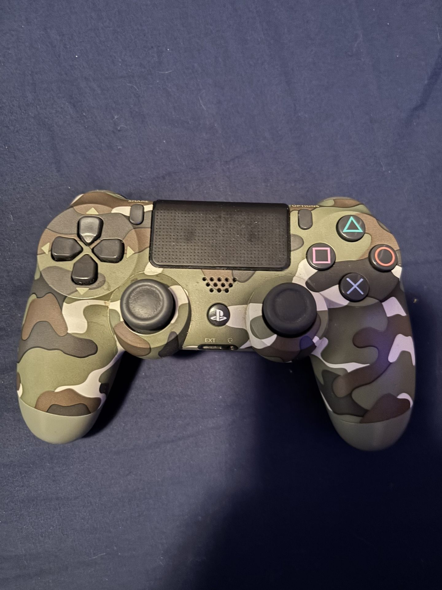 PlayStation 4 Controllers 
