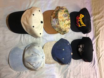 Hats new/used supreme , SsUr, caps