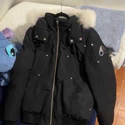 Real moose size M for 700 a lil use but amazing condition