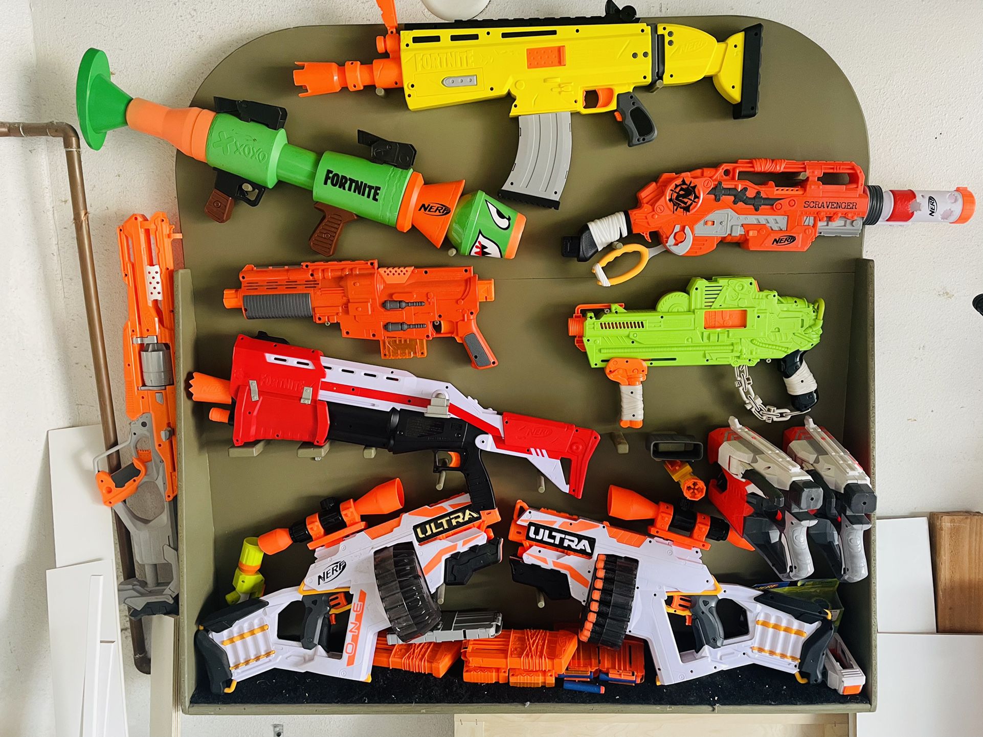 Nerf guns and gun rack Sale in Highland, CA - OfferUp