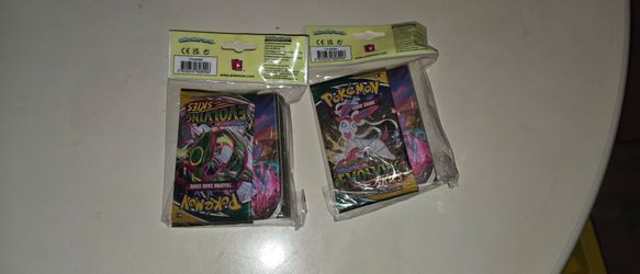 Pokémon Sword & Shield Evolving Skies Booster Packs x2