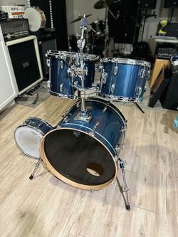 Premier 4 Piece Drum Kit Blue with tom hardware