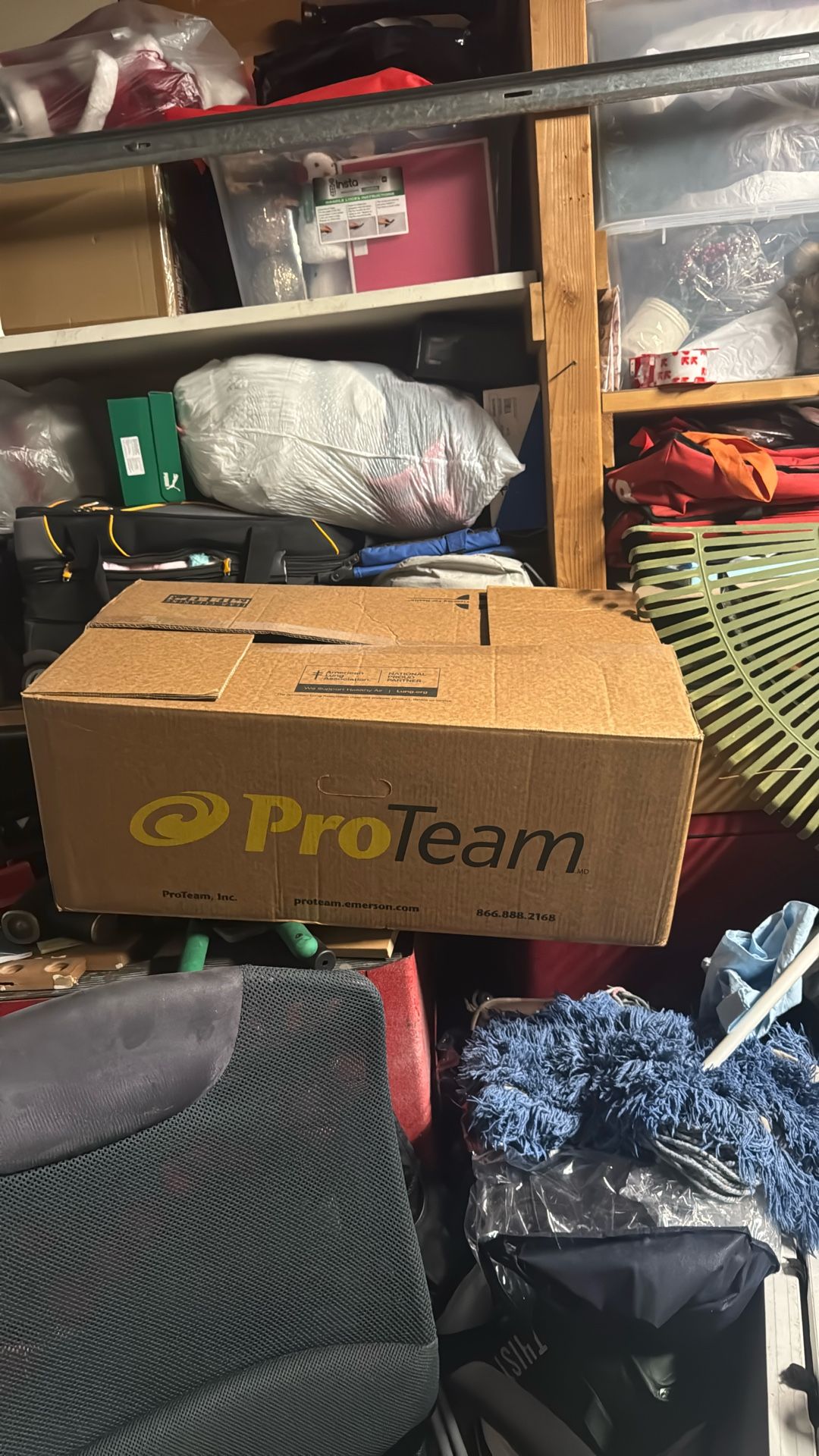 Pro Team commercial vacuum new