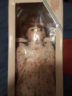 Gorham and Dynasty porrcelain dolls