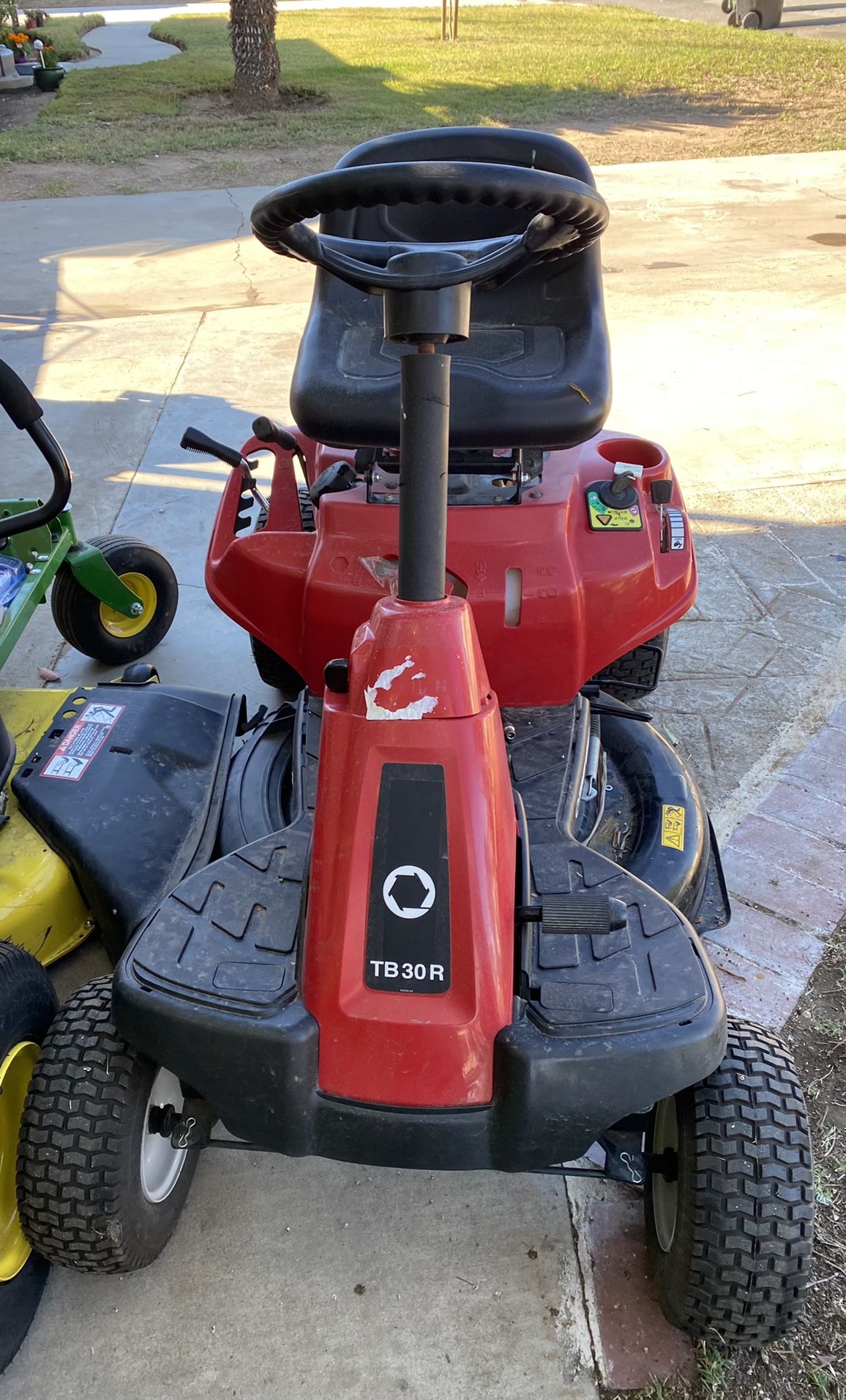 To Repair/ Para Reparar Troy-Bilt 30 in. 382 cc Auto-Choke Engine 6-Speed Manual Drive Gas Rear Engine Riding Lawn Mower with Mulch Kit (CA Compliant)