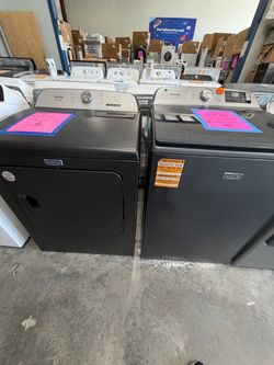 Maytag Washer and Dryer Set