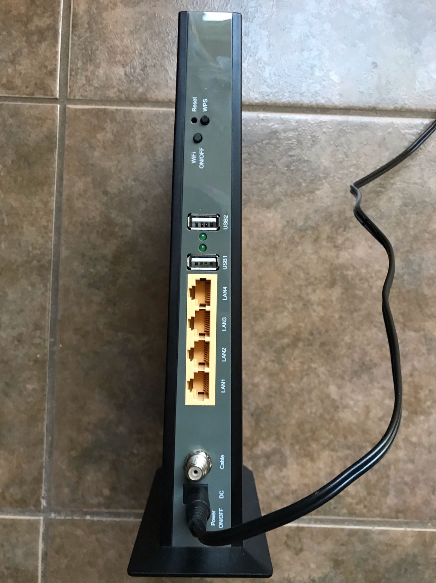 TP-Link Acrcher CR700 Router modem combo