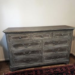 Solid Wood Dresser (Hooker Furniture) 