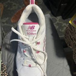 New Balance 608v4
