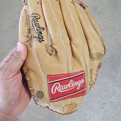 Rawlings Men's Baseball Glove  