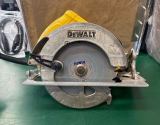 DEWALT DWE575 7-1/4-Inch 15 Amp Lightweight Corded Electric Circular