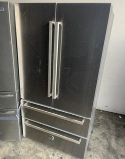 GE  French Door Stainless Steel Refrigerator
