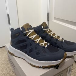 Men’s Rei Co-op Hiking Shoes (Size 9) (Bee)