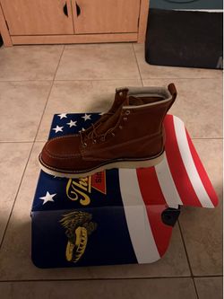 Thorogood Moc Toe Safety Boots size 11