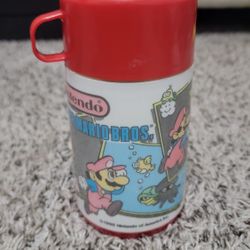 Vintage Super Mario Thermos