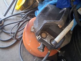 Air compressor