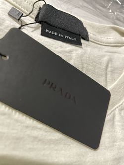 Prada Men's T-shirt With Authentic Tag for Sale in Danbury, CT