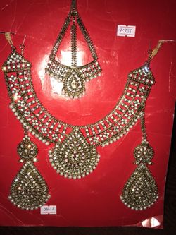BRAND NEW INDIAN WEDDING JEWELRY