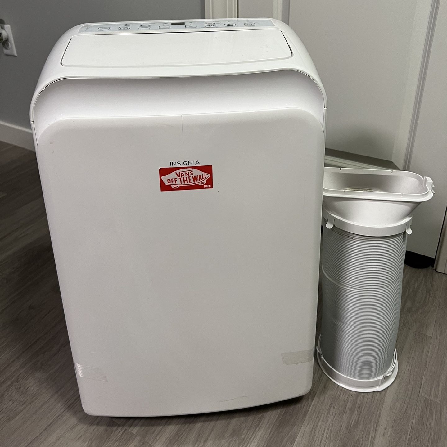Insignia - 350 Sq. Ft. Portable Air Conditioner - White And Heater for Sale  in Plymouth, MA - OfferUp