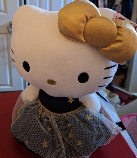 Hello Kitty Plushie