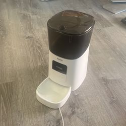 Wi-Fi Pet Feeder