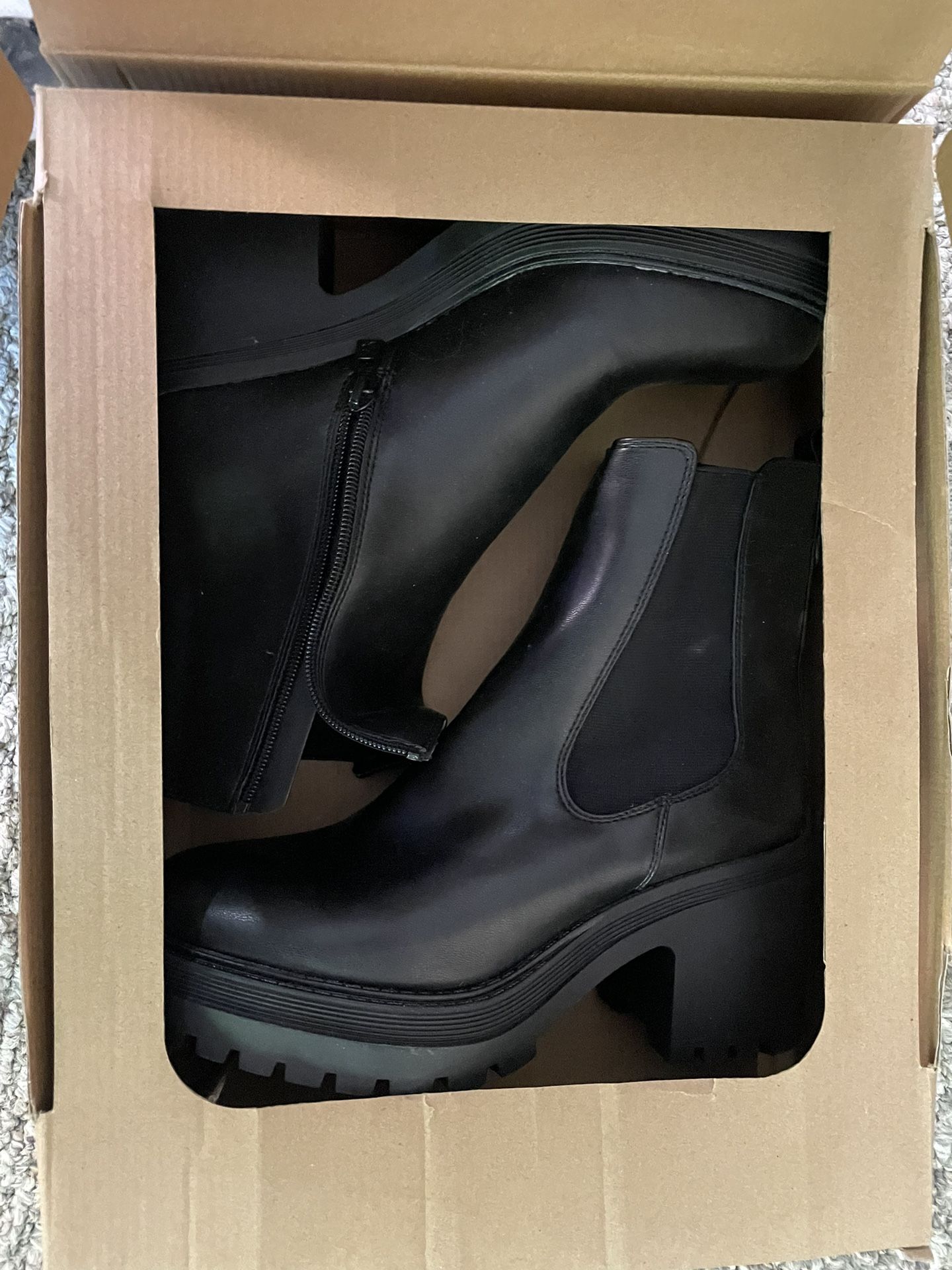 Women’s Boots 