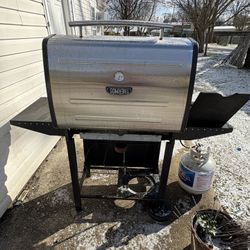 Thermos 4-Burner Gas Grill w/ Side Burner – Works Great