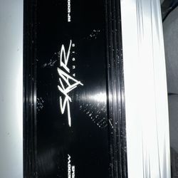 Skar Audio Amplifier