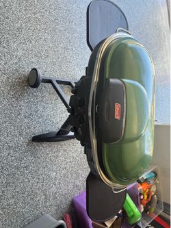 Portable Coleman propane camping stove