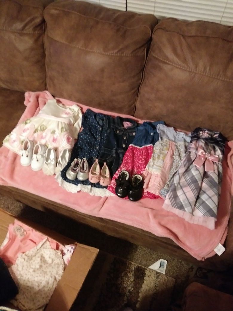 0-18 girls dresses, shoes, onesie and blankets