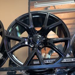 22” Curva Wheels DG75