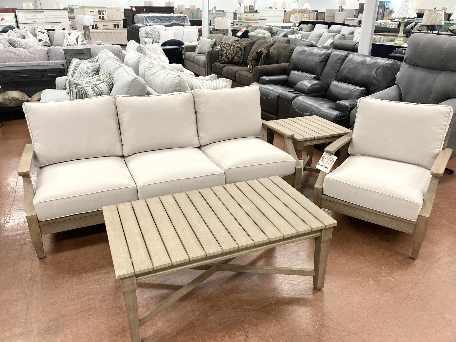 New 4 Piece OUTDOOR SET