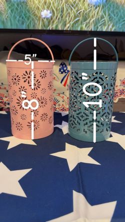 Set of 2 Solar Powered Metal Lanterns. Clovis. Ashlan & Fowler. FCFS.
