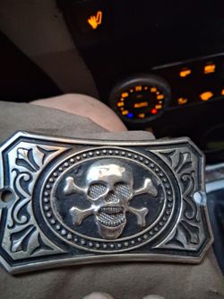 Classico Italia A451 Skull and Crossbones Metal Plate