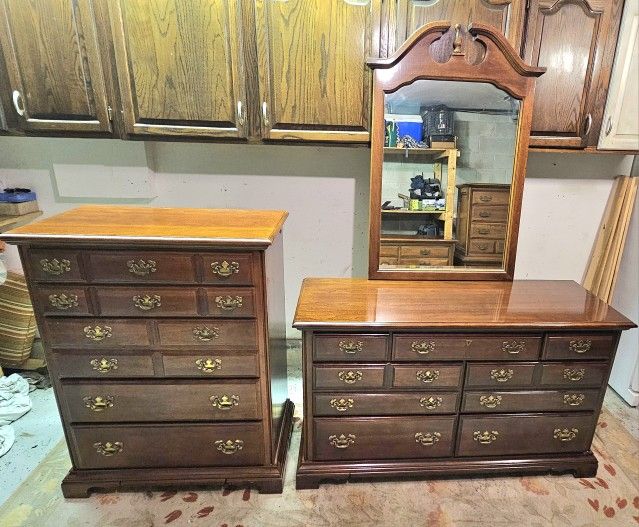 AMERICAN DREW DRESSER SET