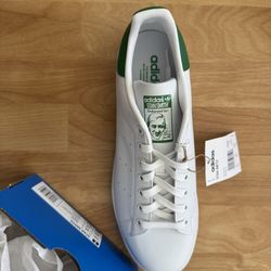  Adidas Stan Smith Size 10 1/2 men