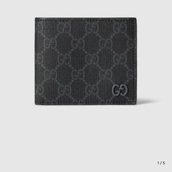BRAND NEW Gucci Grey interior GG bi-fold wallet 